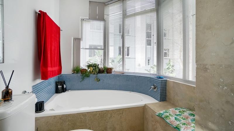 1 Bedroom Property for Sale in Gardens Western Cape